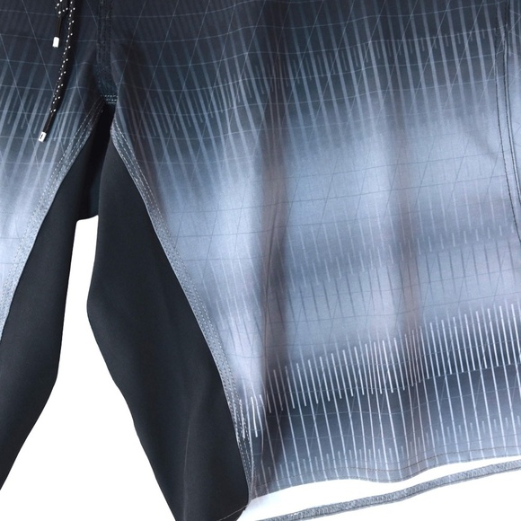 Billabong Recycled Fluid Pro Board Shorts Men’s 42 Black Gray Gradient Surf Swim - Picture 8 of 11